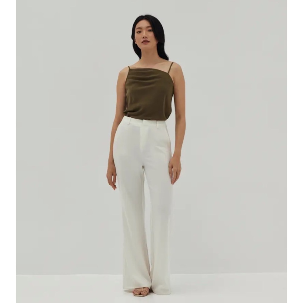 NWT Love Bonito Rubina Asymmetrical Cowl Neck Top (M)